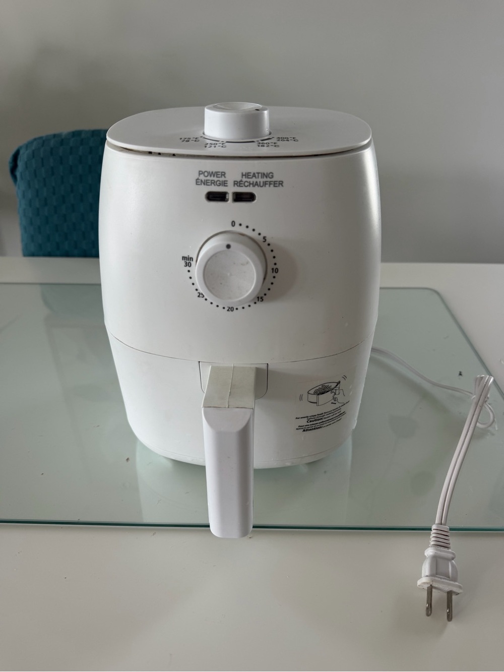 White Portable Air Fryer - Compact Electric Fryer